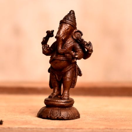 Handmade Lord Ganesha Copper Statue for Prayer Room